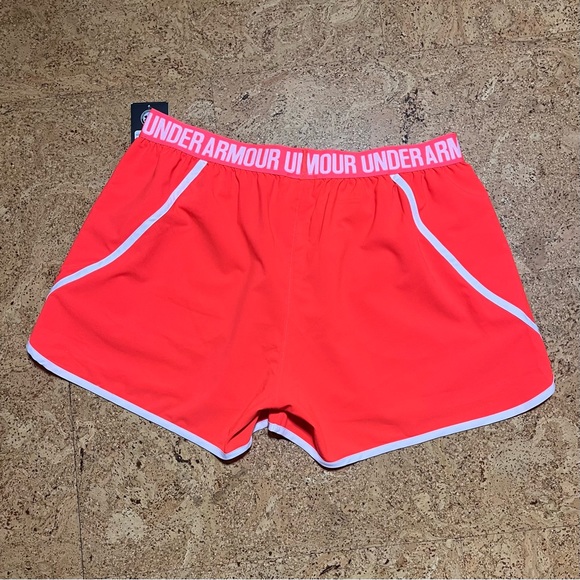 Under Armour Wm’s Woven Play Up Active Heat Gear Loose Running Shorts NWT Sz L - Picture 2 of 16